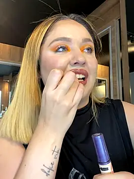 Angelina velvett online show from 14, 10, 2025