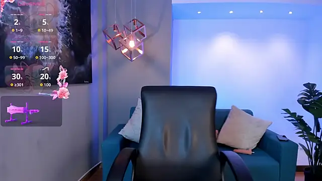 Caroline Millerr online show from 3, 12, 2025