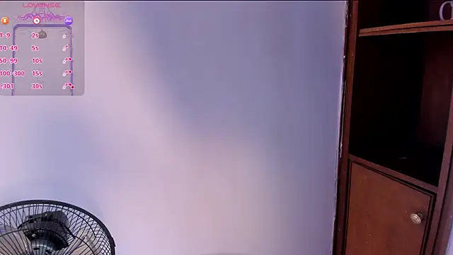 Caroline Millerr online show from 28, 10, 2025