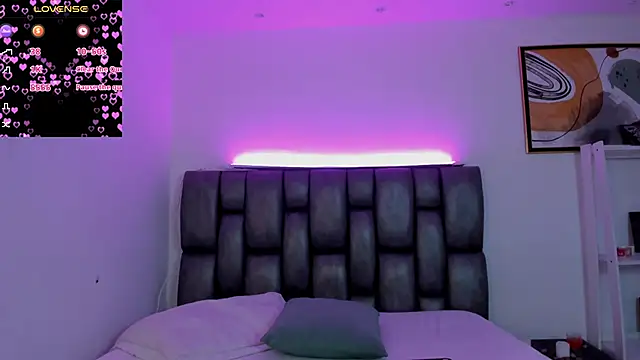 Caroline Millerr online show from 8, 1, 2026