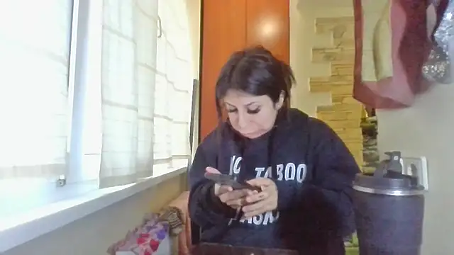 QueenMomyS online show from 19, 12, 2025