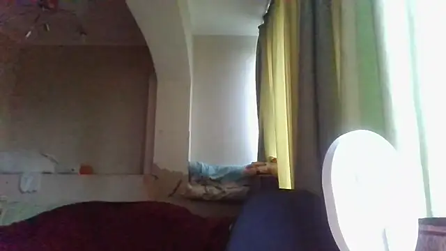 QueenMomyS online show from 2, 12, 2025