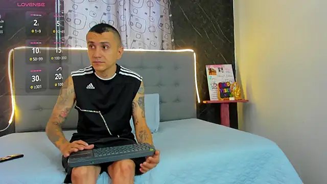 CharlotteAndSimon online show from 1, 3, 2026