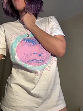 Capricho 01 online show from 18, 11, 2025