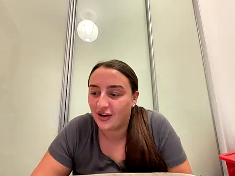 Snapshot of Playfulvixen25 chatting on 1, 10, 2025 Playfulvixen25 online show from 1, 10, 2025