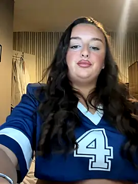 Snapshot of Playfulvixen25 chatting on 24, 10, 2025 Playfulvixen25 online show from 24, 10, 2025