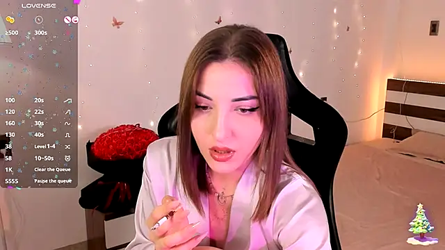 AmyVilvet  online show from 2, 12, 2025