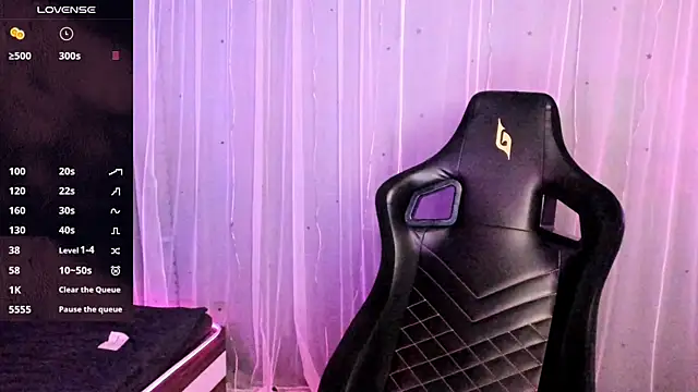 AmyVilvet  online show from 18, 1, 2026