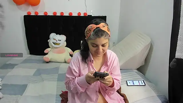 Yin yang hot online show from 29, 10, 2025