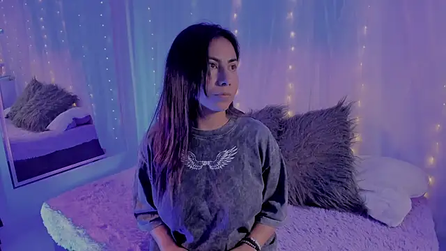 Olivia Morrys online show from 4, 6, 2026