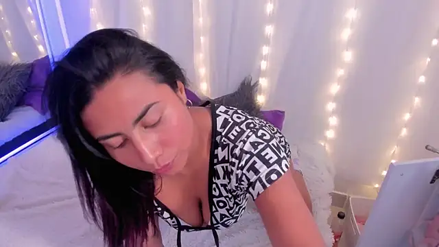 Olivia Morrys online show from 15, 5, 2026