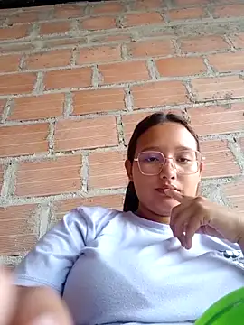 young dairy01 online show from 5, 11, 2025