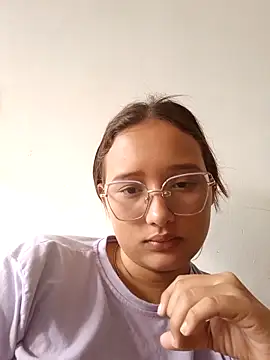 young dairy01 online show from 6, 10, 2025