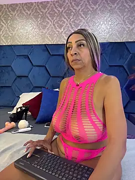 Angelina Roa online show from 15, 4, 2026