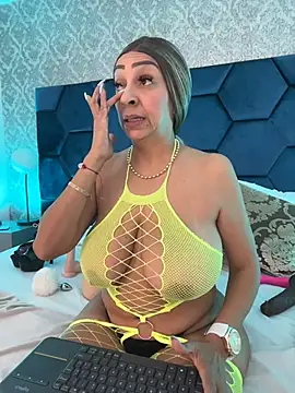 Angelina Roa online show from 30, 6, 2026