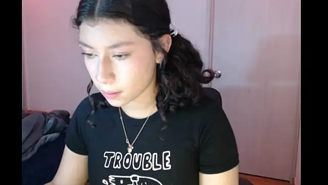 Ivonnybonn online show from 25, 11, 2025