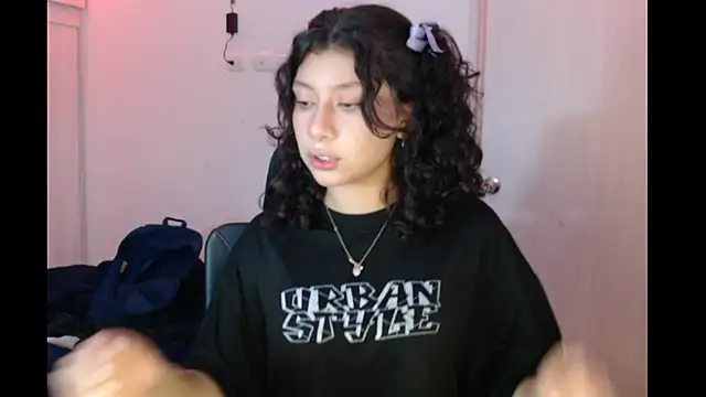 Ivonnybonn online show from 18, 11, 2025