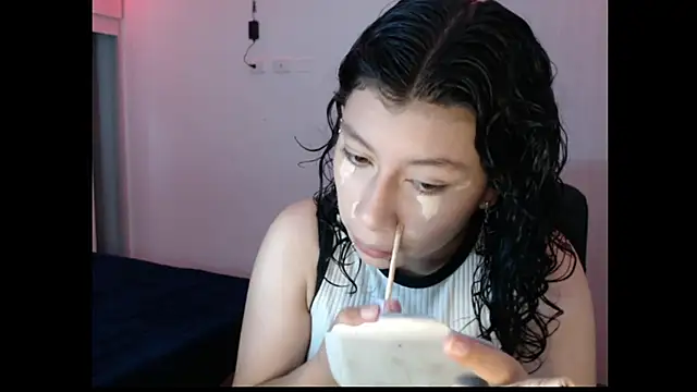 Ivonnybonn online show from 29, 10, 2025