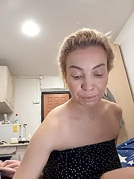 Conny Shellie online show from 2, 12, 2025