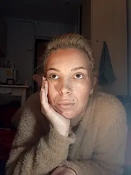 Conny Shellie online show from 27, 11, 2025