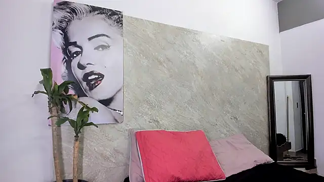 Chanel-munoz online show from 2, 12, 2025