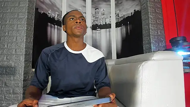 Snapshot of george_lance chatting on 16, 10, 2025 george lance online show from 16, 10, 2025