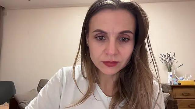 AnnieLove7722 online show from 8, 10, 2025