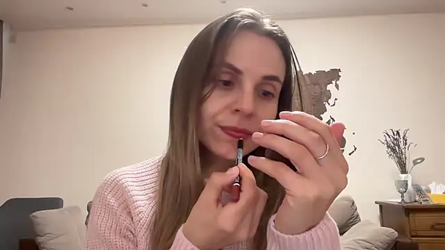 AnnieLove7722 online show from 27, 10, 2025