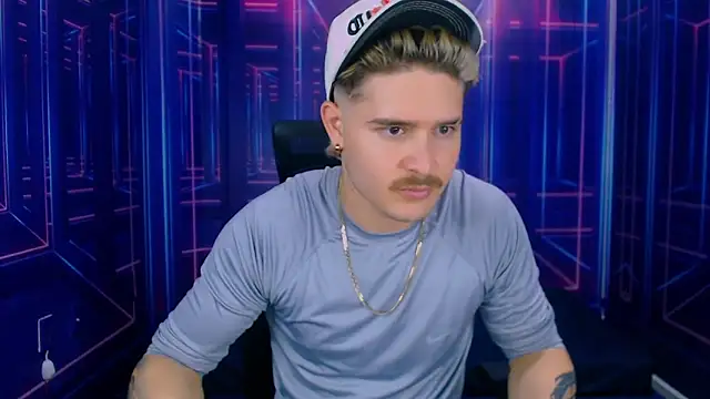 AlexPiersss online show from 17, 10, 2025