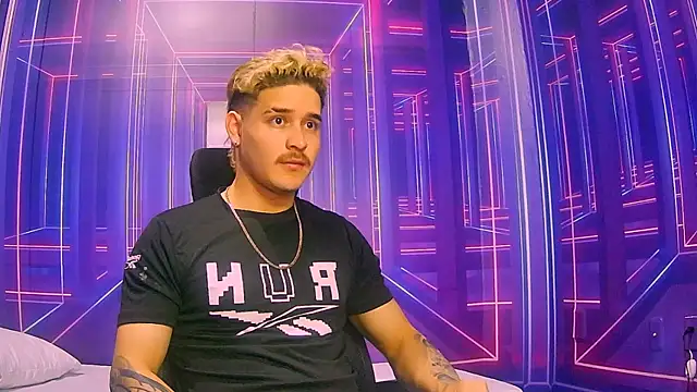 AlexPiersss online show from 1, 10, 2025