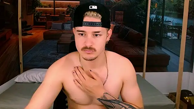 AlexPiersss online show from 30, 10, 2025