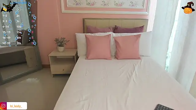 ivy aoki online show from 7, 11, 2025