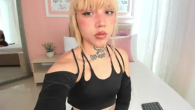 ivy aoki online show from 28, 10, 2025