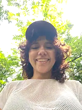 Snapshot of _TOMOE chatting on 18, 12, 2025 TOMOE online show from 18, 12, 2025