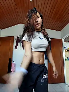 Snapshot of _TOMOE chatting on 26, 10, 2025 TOMOE online show from 26, 10, 2025