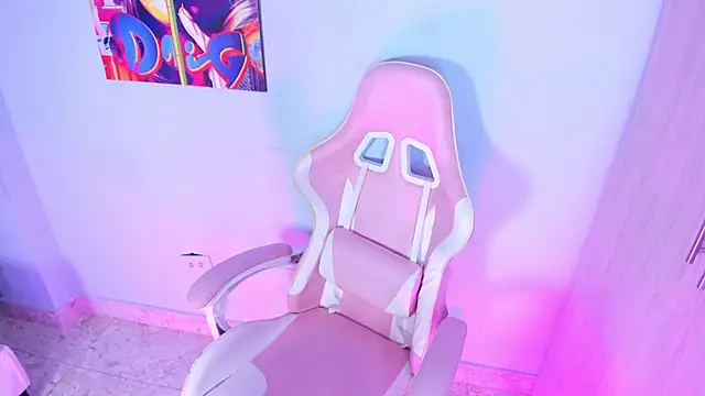 Athenea  fox online show from 15, 10, 2025