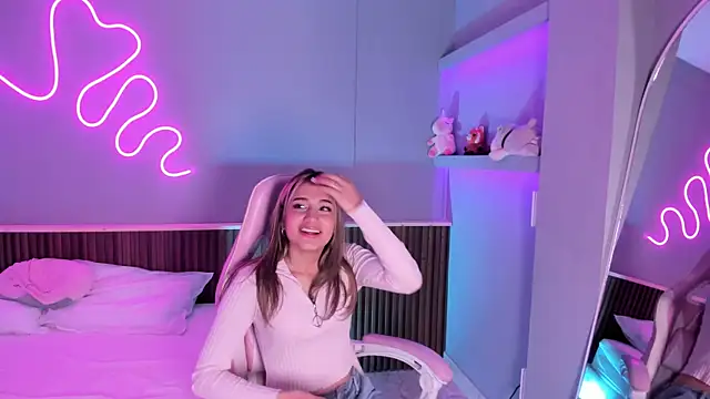 Athenea  fox online show from 15, 4, 2026