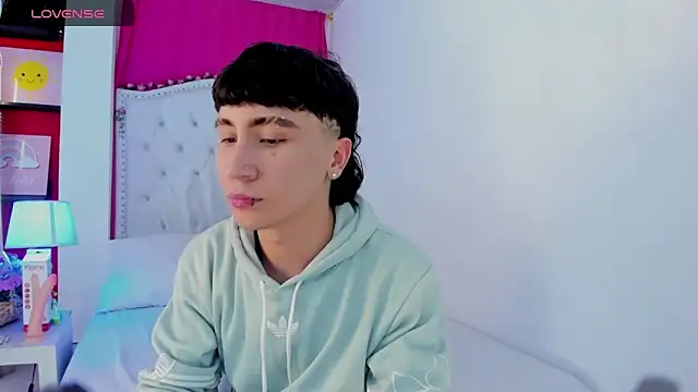 XaanderGrey online show from 30, 11, 2025