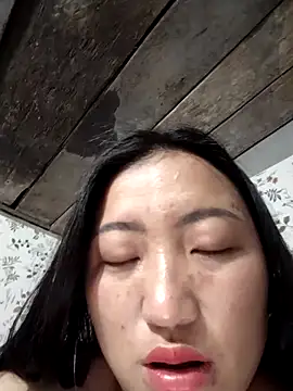 Snapshot of zhen-zo chatting on 19, 1, 2026 zhen-zo online show from 19, 1, 2026