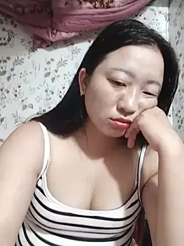 Snapshot of zhen-zo chatting on 8, 7, 2026 zhen-zo online show from 8, 7, 2026