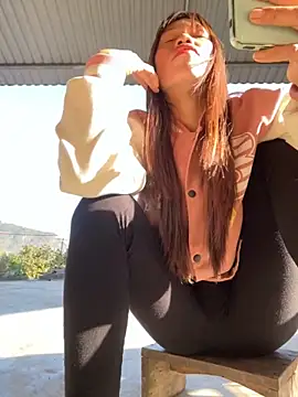 nhinhi-sexy online show from 28, 11, 2025