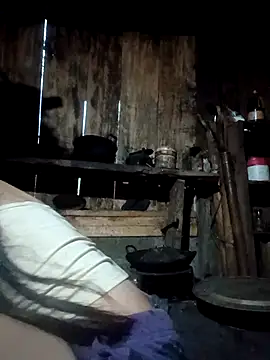 bree-zz online show from 12, 4, 2026