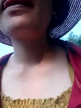 bree-zz online show from 3, 3, 2026