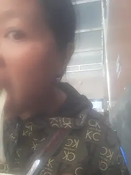 bree-zz online show from 3, 10, 2025