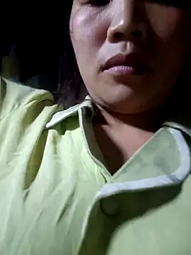 bree-zz online show from 28, 3, 2026