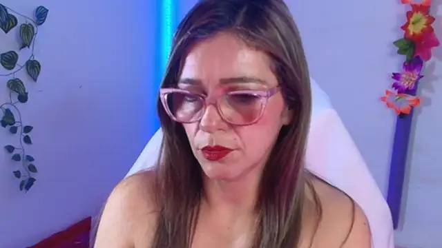 Snapshot of Carol_Miss2 chatting on 3, 2, 2026 Carol Miss2 online show from 3, 2, 2026