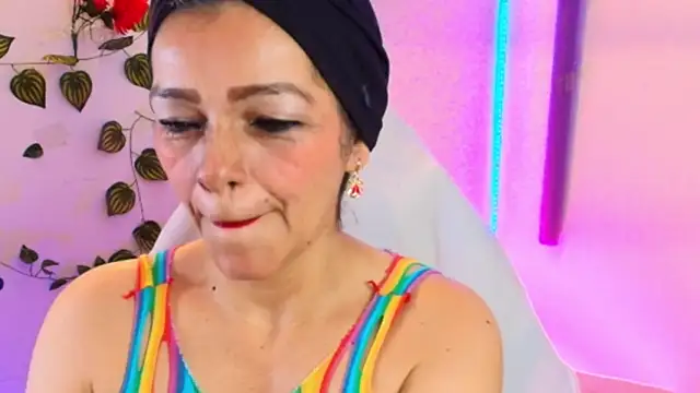 Snapshot of Carol_Miss2 chatting on 10, 2, 2026 Carol Miss2 online show from 10, 2, 2026