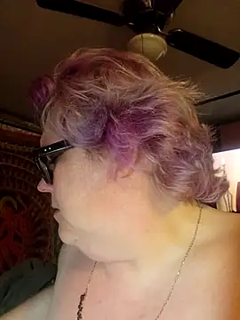 Snapshot of violentviolet68 chatting on 19, 2, 2026 violentviolet68 online show from 19, 2, 2026