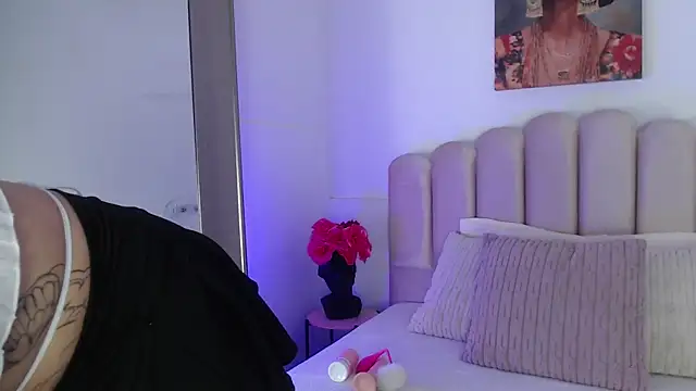 isa bigassx online show from 19, 11, 2025