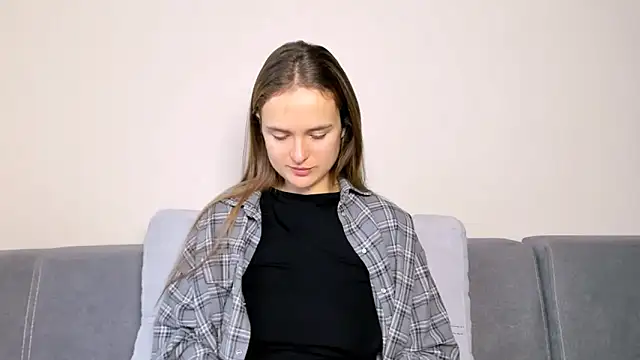 LilMary  online show from 18, 12, 2025